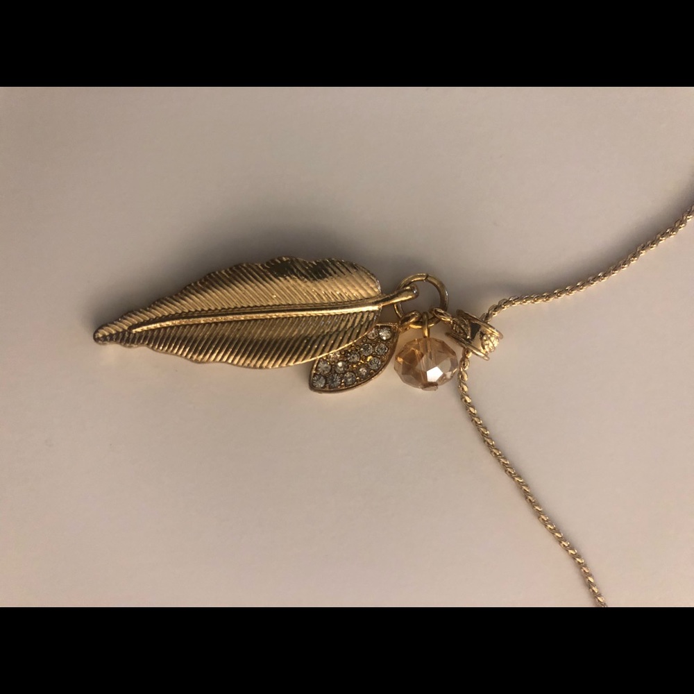 Banana republic necklace - Picture 3 of 5